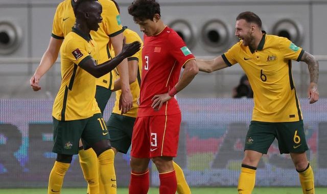 开云体育-【国足观察】一场原罪！0比3能否倒逼李铁用人大变革